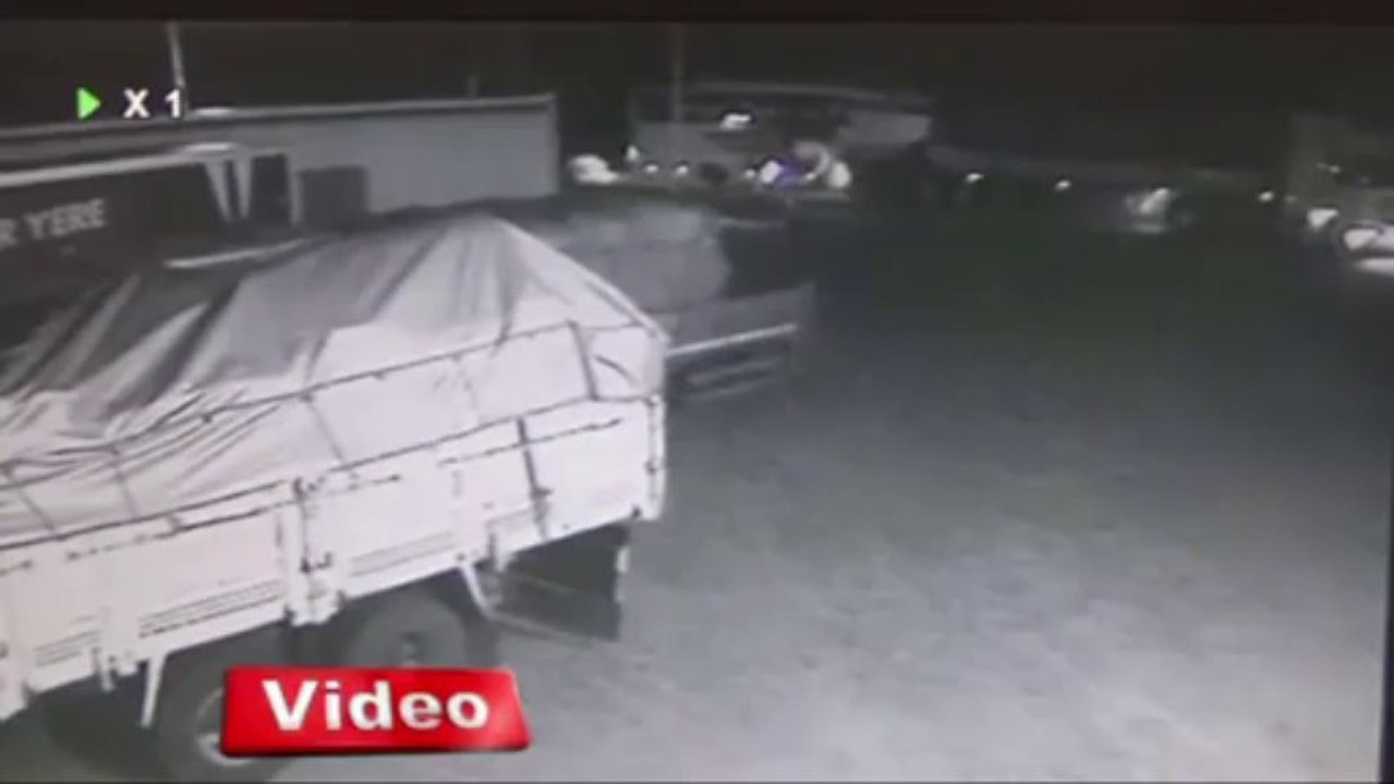 24 kişinin yaralandığı otobüs kazası kameraya yansıdı