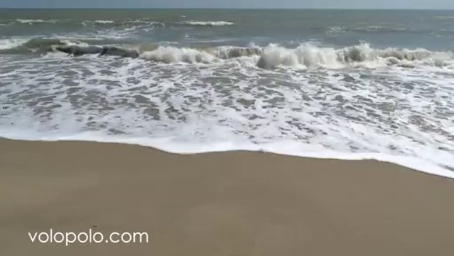 Small Waves in Ban Krut Beach Bang Saphan Thailand