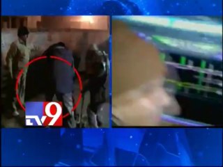 Ferozabad women protesting accident caned severely by police