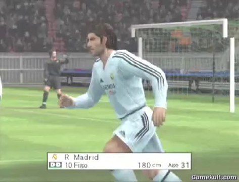 Pro Evolution Soccer 4 - Figo au Clasico