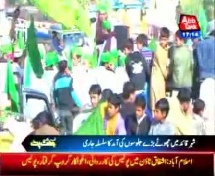 Karachi childrens and old mans participate in Milad Nabi processions