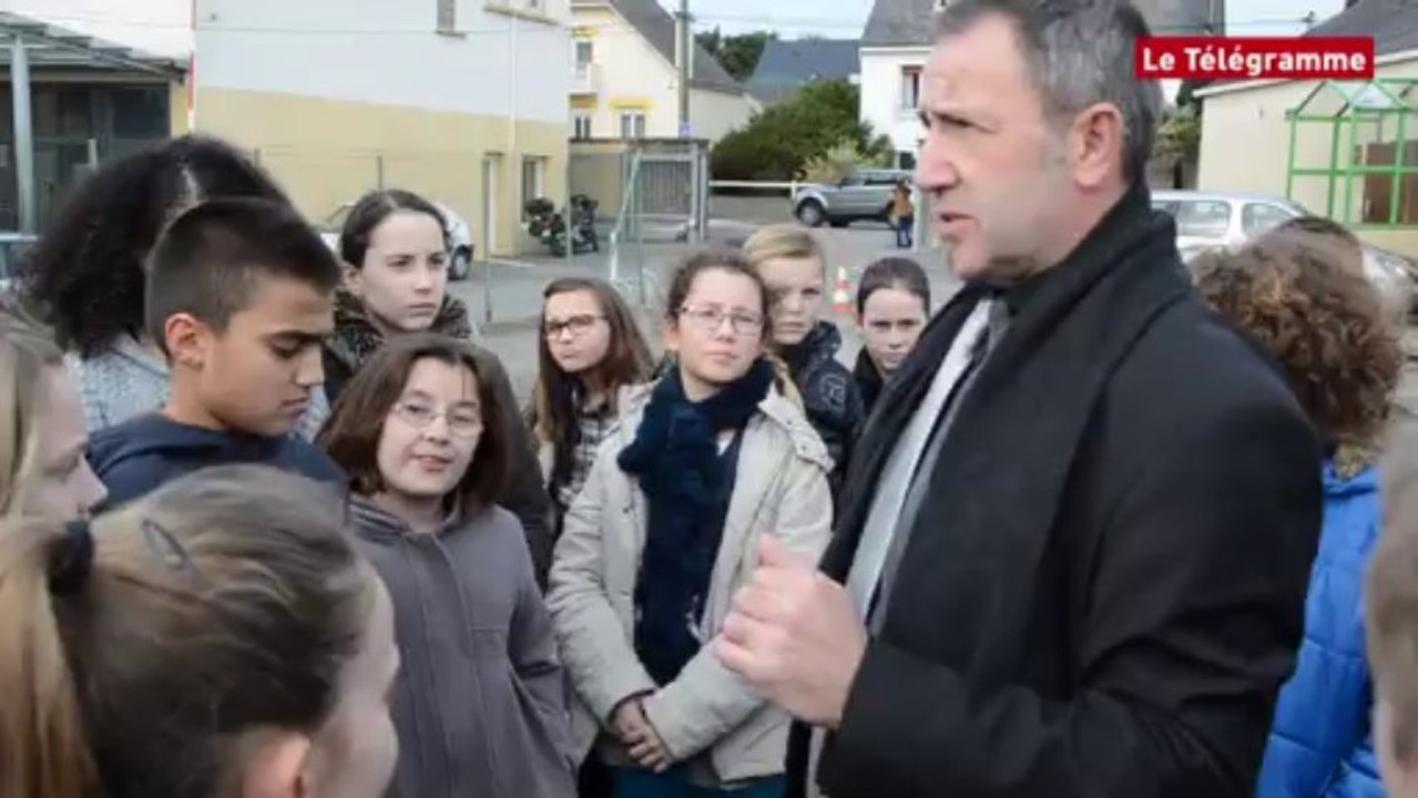 Vannes. Exercice d'évacuation d'un bus