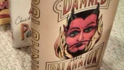 Chuck Palahniuk book dominoes. Invisible Monsters brings him full circle.