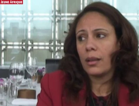 Sihem Badi : La Constitution tunisienne peut s'inspirer des valeurs universelles de la charia