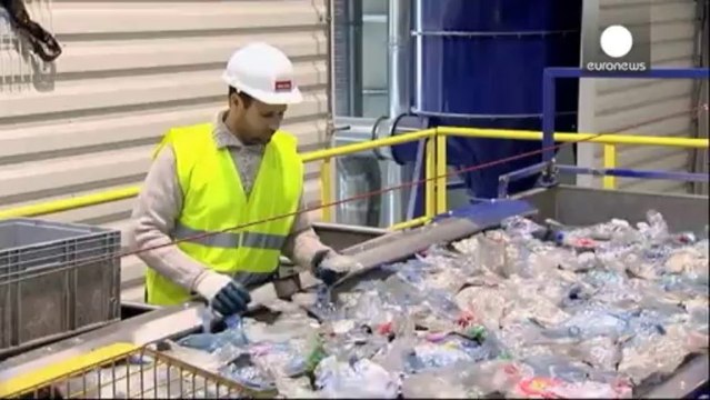 El Parlamento Europeo quiere triplicar la tasa de reciclaje de residuos plásticos