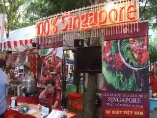 Quang Linh-Co hang nuoc (Du Ngoan Saigon Vung Tau 1)