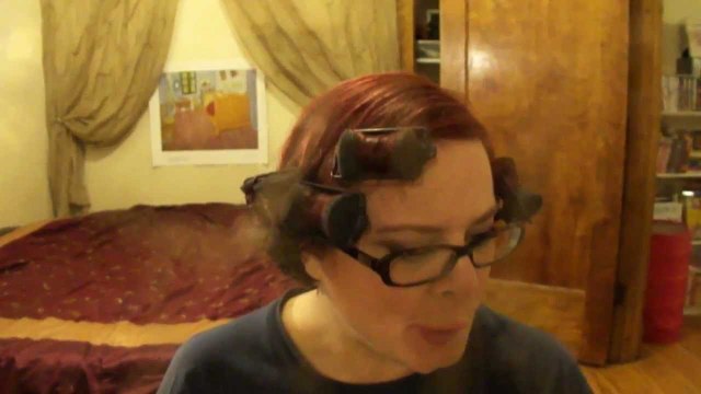 Vintage Inspired Updo (Circa 1940s): Hair Tutorial