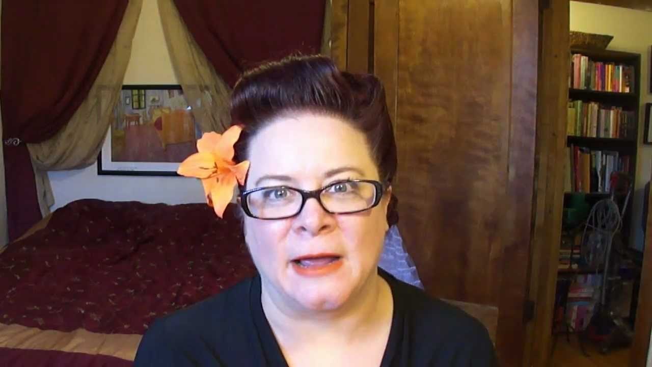 Vintage Vlogging Chatting Thing