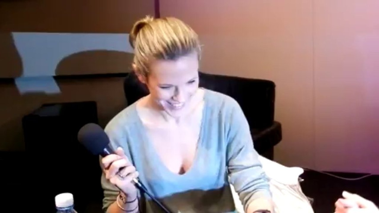Lorie - Interview pour Direct FM - Fnac de Nancy 2012 (Part 3)