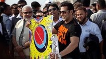 Salman Khan Flies Kite With Narendra Modi @ Ahmedabad !