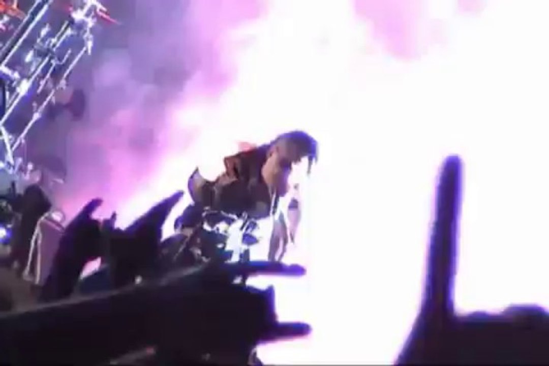 Marilyn Manson [2005-06-24 Greece] -07- Tainted Love [HQ]