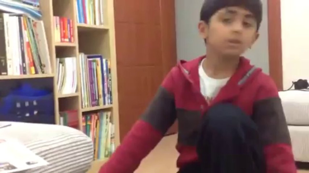 Çok komik ağız hareketi