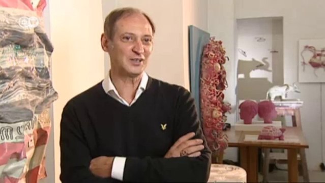 فن من مادة اللبان يعرض في المدن الكبرى ويلقى نجاحا كبيرا | يوروماكس