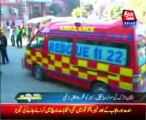 Multan truck hit the motorcycle rickshaw, 8 students injured