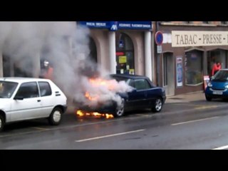un cabriolet se révolte contre l'hiver!