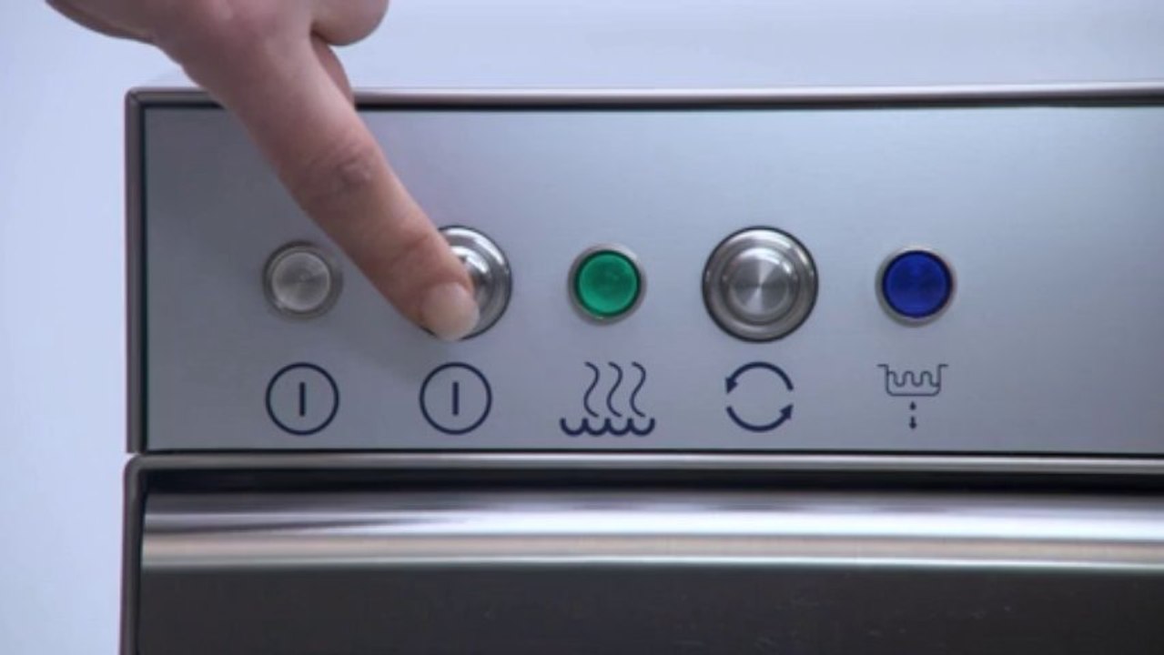 CLASSEQ Einbauspülmaschinen für die Gastronomie