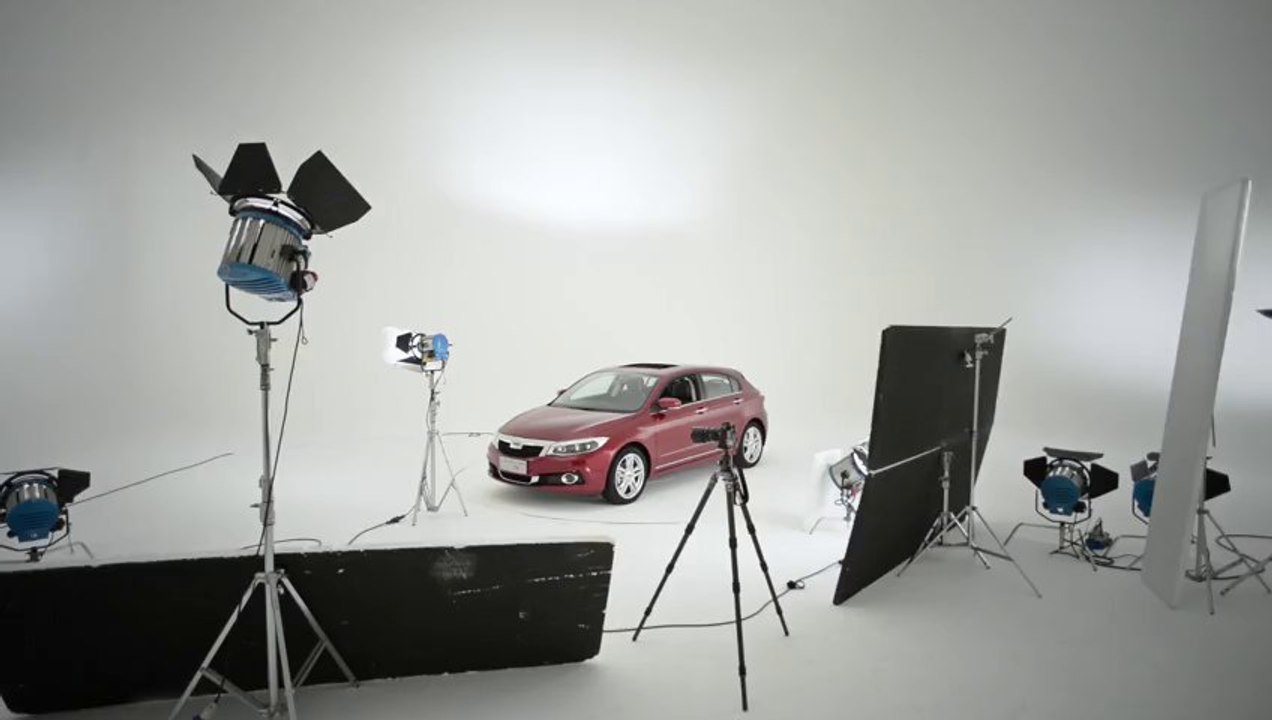 Qoros 3 Hatch