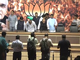 Rajnath Singh hits back at Sonia Gandhi!