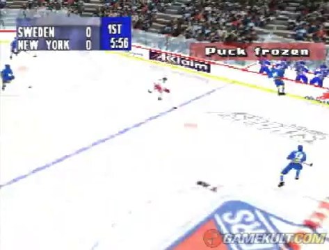 NHL Breakaway 98 - Une attaque au point mort