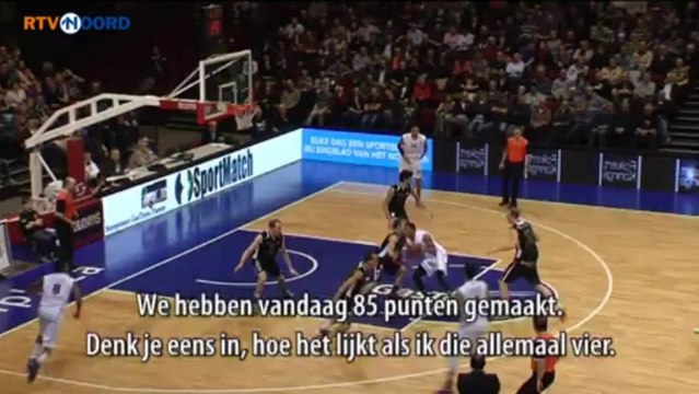 Dourisseau viert overwinning Flames met radslag - RTV Noord