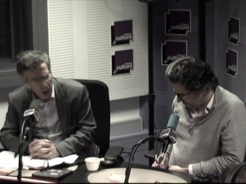 Les Matins - Contraintes économiques ou politique sociale : Hollande a t-il déjà choisi ?