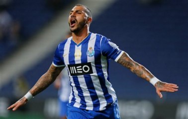 Quaresma signe son retour à Porto d'un superbe but
