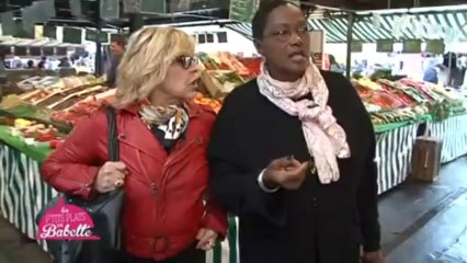 #babette - La chanteuse Nicoletta au marché - [12/01/2014]