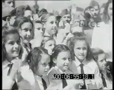 Mentone - inaugurazione del Dopolavoro delle forze armate. Sebenico - Austera cerimonia militare