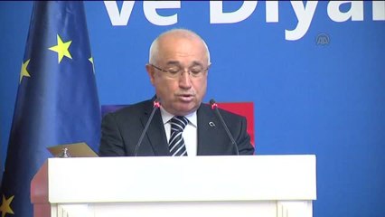 Cemil Çiçek: "Mazot yakıyoruz, mesafe alamıyoruz" -