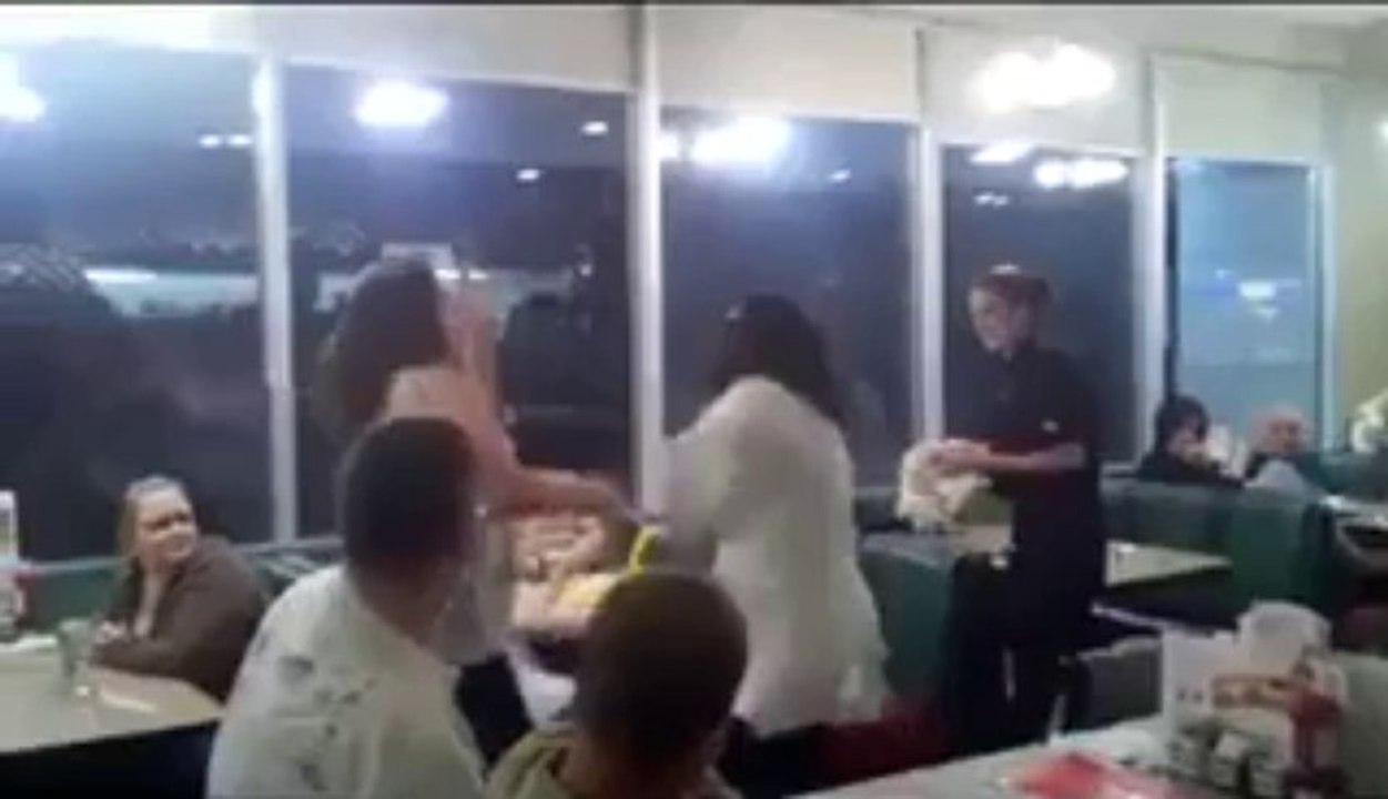 Girls Are Fighting With Each Other