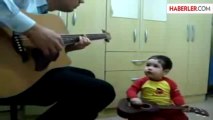 2 Yaşındaki Bebek Gitar Çaldı Şarkı Söyledi