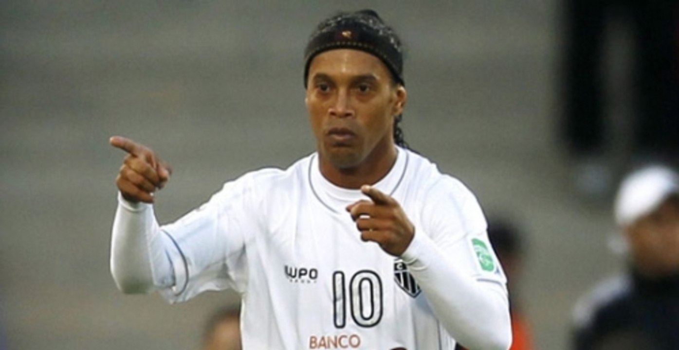 Dentinho'dan Ronaldinho'ya: Sakın Beşiktaş'a Gitme