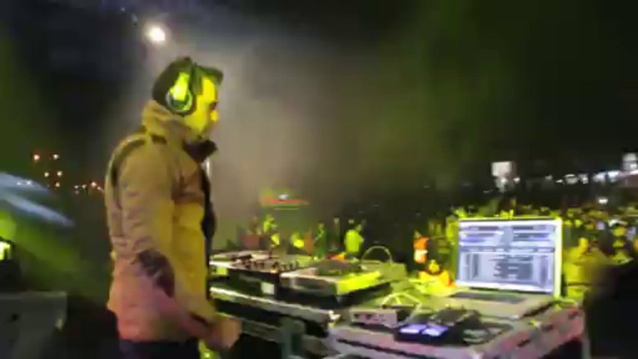 Dj Murat Uyar @ Isparta ( Süleyman Demirel Üniversitesi ) Paguk Kis Festivali ( Konseri )