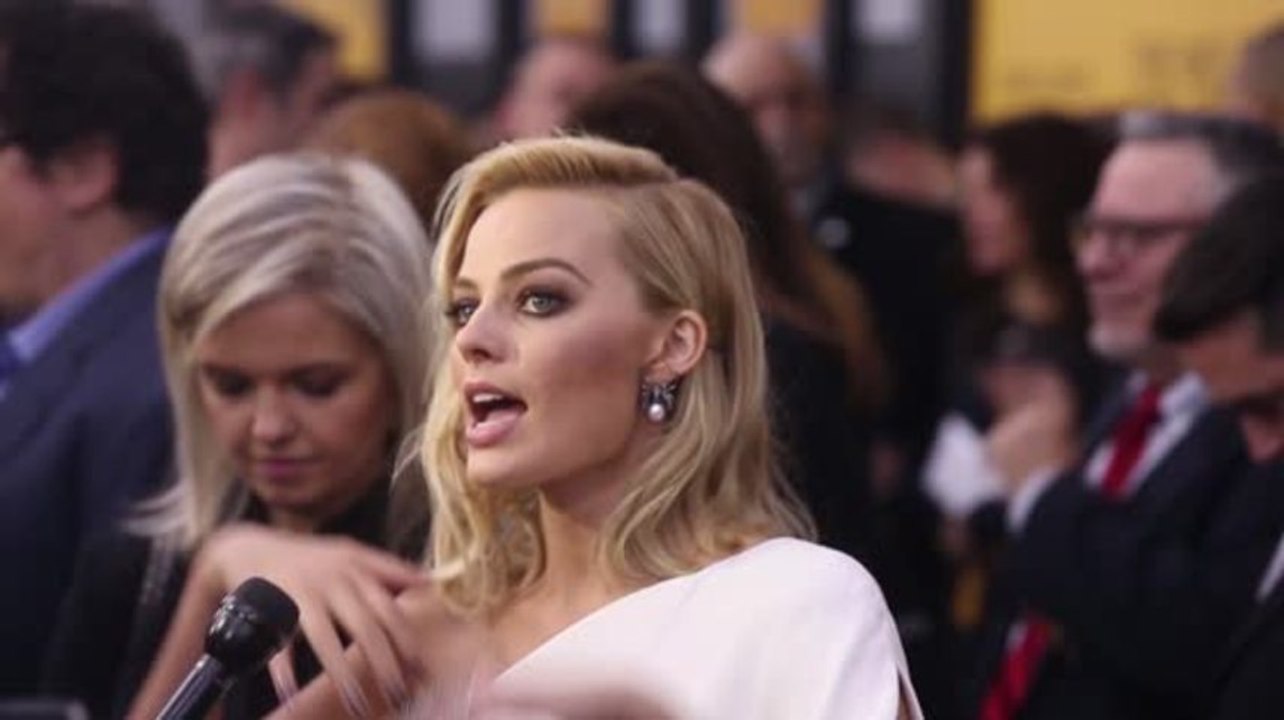 Margot Robbie verrät wie Leonardo DiCaprio küsst