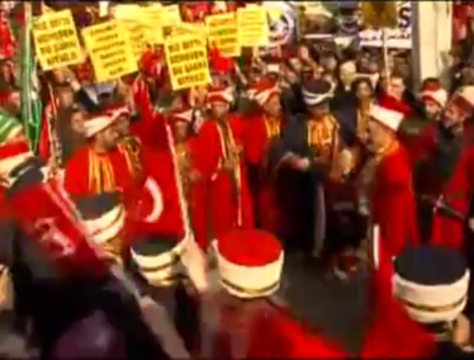 Milli İradeye Saygı Yürüyüşü-Dik Dur Eğilme Koc...