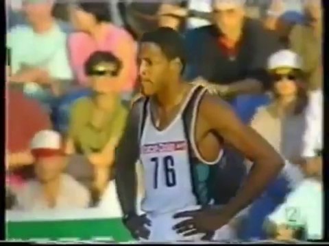 Javier Sotomayor - High Jump World Record - 2.45 m (8.046 ft), record du monde