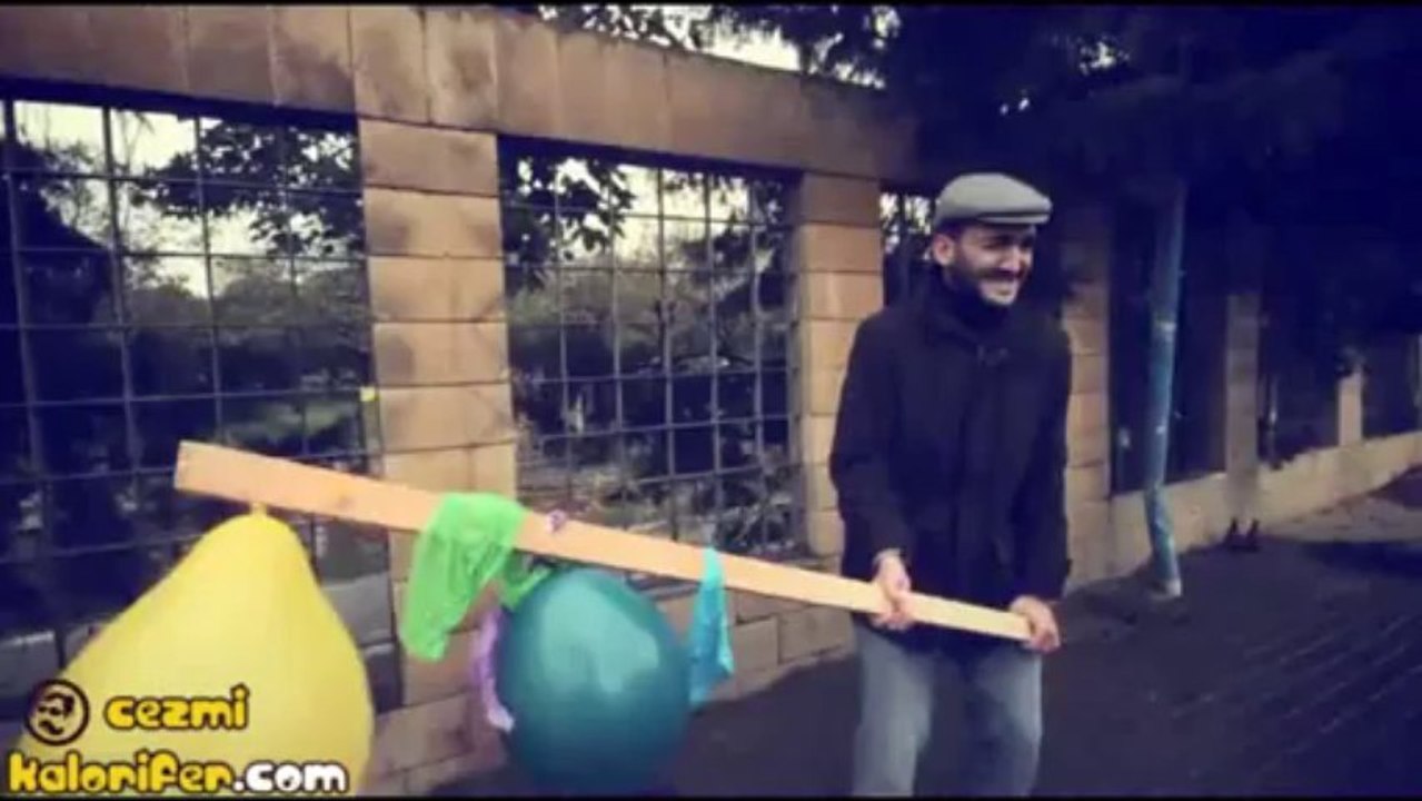 Batesmotelpro - Çakallar