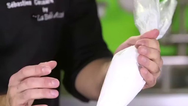 Cuisine : Utiliser une poche à douille