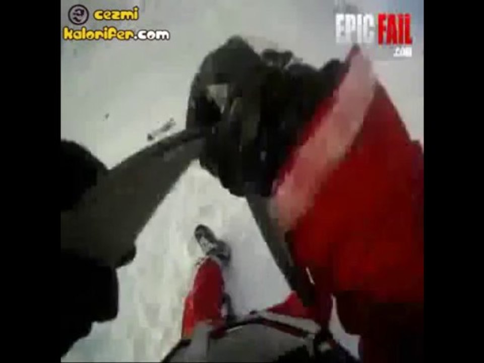 Dağın Tepesinden Aşağı Düşmek