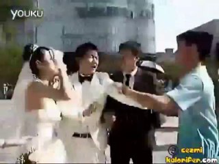 Gay Sevgili Düğünü Basıp Damatı Kaçırdı