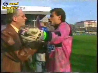 Yan Hakeme Gittim Bana Ananı ...