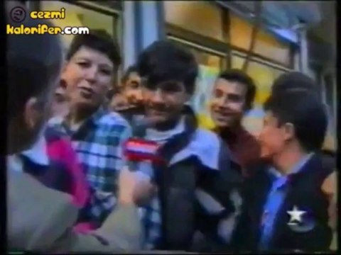 Müslüm Gürses Konserine Bilet Alana Jilet Bedava