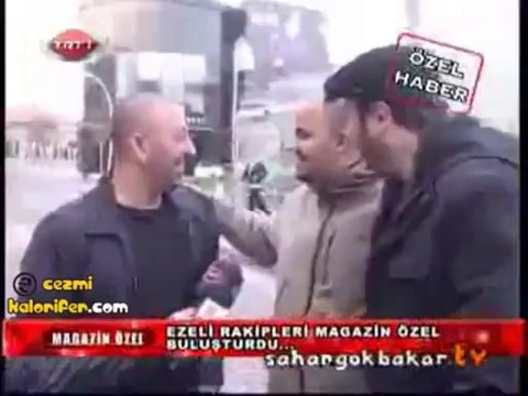 2 Büyük Komedyen Arasında Espri Yapmaya Çalışmak