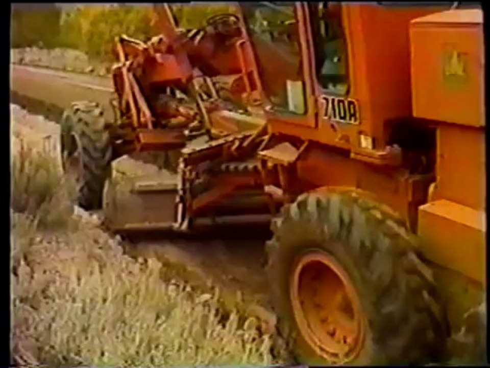 Mantenimiento de Caminos de Superficie Granular(360p_DASH_H.264-AAC)