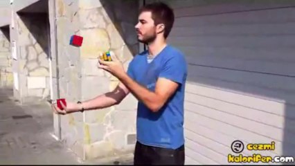 Rubik Küpünü Hokkabazlık Yaparak Çözmek