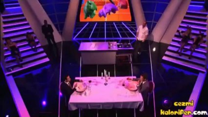 Canlı Yayında Birbirlerinin Etini Yediler (Miğdesi Kaldıran İzlesin)