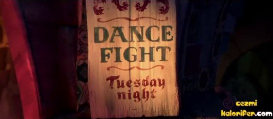 Çizmeli Kedi Dans Ve Dövüş Sahnesi