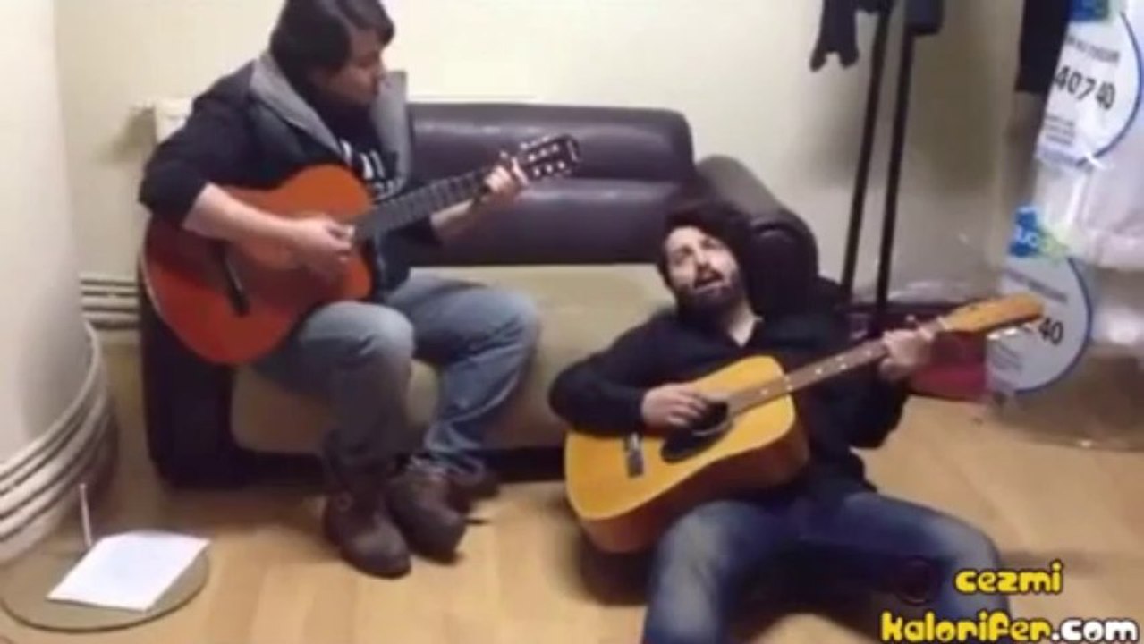 İsmail Baki’den Halil Sezai Taklidi