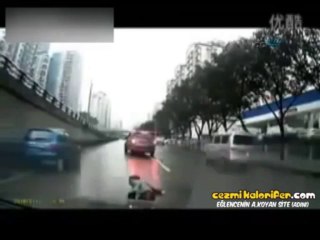 Sigortadan Para Koparabilmek İçin Rol Yapan Çinli Kadın