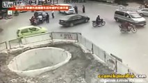 Elini W'dan Çekmeyen Scooter Sürücüsünün Dramı (Sürpriz Sonlu)